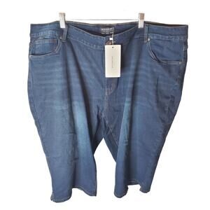 BloomChic Dark Wash Size 26 Capri Jeans, NWT